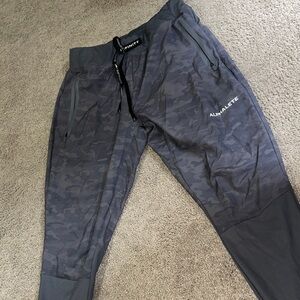 Alphalete Infinity Gray Camo Athletic Joggers with pockets two tone gray